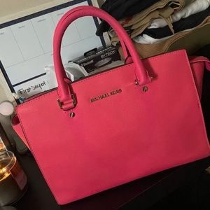 Michael Kors Satchel bag